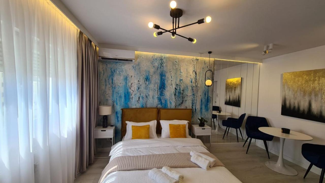 Government Deluxe Studio By Magic Apartments Bukarest Eksteriør billede