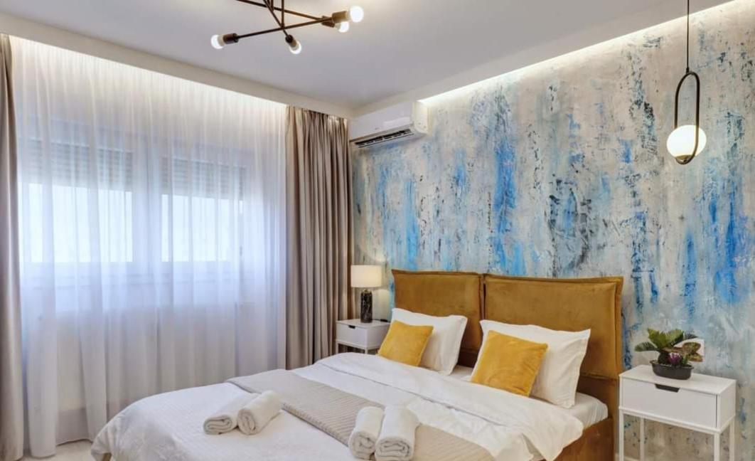 Government Deluxe Studio By Magic Apartments Bukarest Eksteriør billede