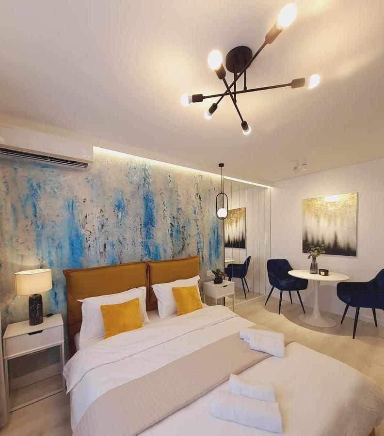 Government Deluxe Studio By Magic Apartments Bukarest Eksteriør billede