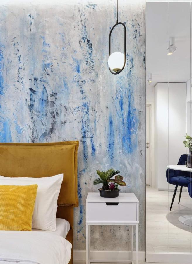 Government Deluxe Studio By Magic Apartments Bukarest Eksteriør billede