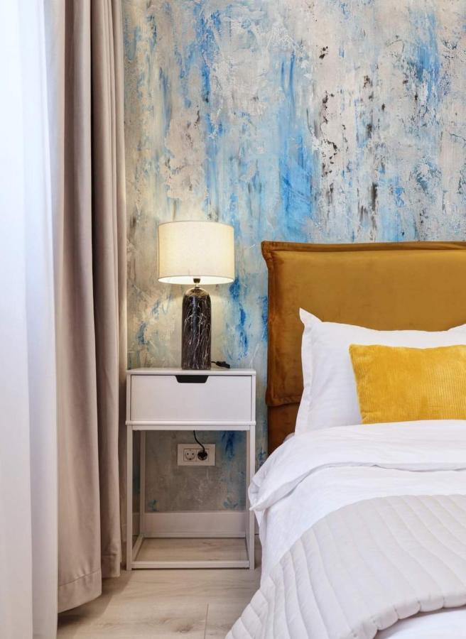 Government Deluxe Studio By Magic Apartments Bukarest Eksteriør billede